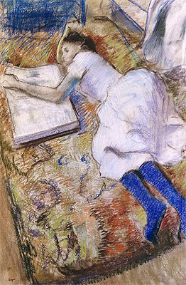 Mädchen ausgestreckt nach einem Album blickend, n.d. von Edgar Degas | Gemälde-Reproduktion