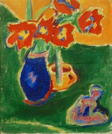Rote Tulpen in blauer Vase mit Skulptur, 1909 von Ernst Ludwig Kirchner | Gemälde-Reproduktion